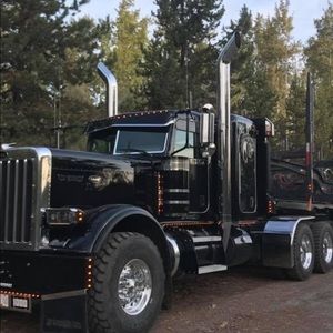 Meet your Posher, Darrick